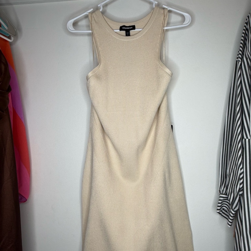 Express NWT Cream Sleeveless Dress